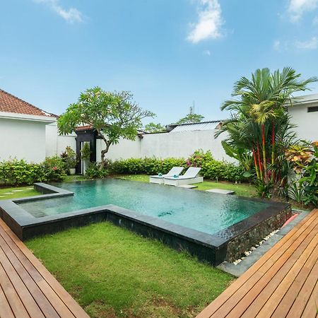 Modern 3 Bedrooms Villa Beach Walking Distance Seminyak Exterior foto